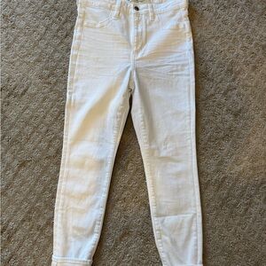 American Eagle White Skinny Jeans